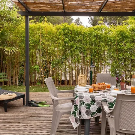 L'eucalyptus, Mobil-home Avec Exterieur Spacieux A Quelques Metres De La * イエール