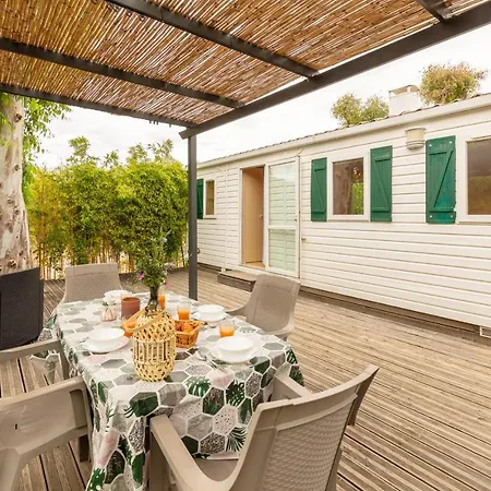 Feriehus L'eucalyptus, Mobil-home Avec Exterieur Spacieux A Quelques Metres De La Hyères