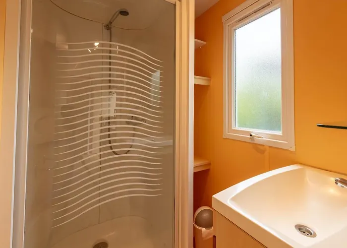 L'eucalyptus, Mobil-home Avec Exterieur Spacieux A Quelques Metres De La Feriehus