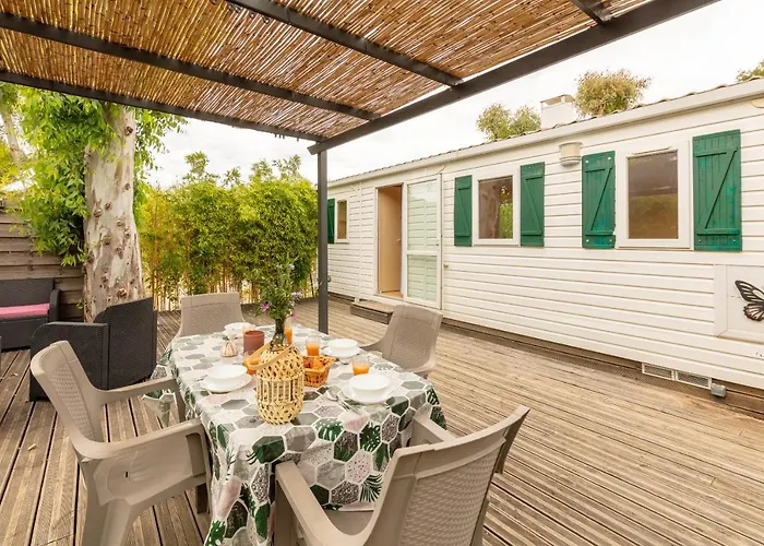Feriehus L'eucalyptus, Mobil-home Avec Exterieur Spacieux A Quelques Metres De La Hyères